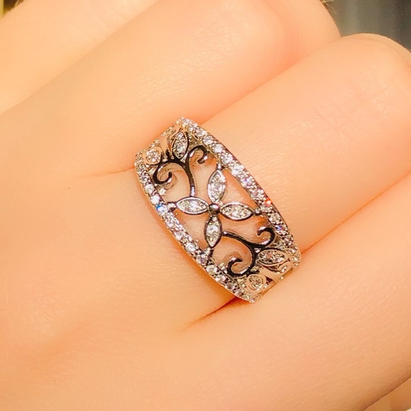 NWOT 925 Silver white sapphire ring - Picture 3 of 8